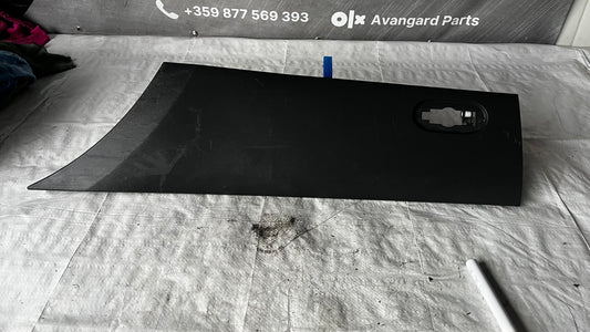 Mercedes Sprinter задна лява лайстна с дупка за мигач