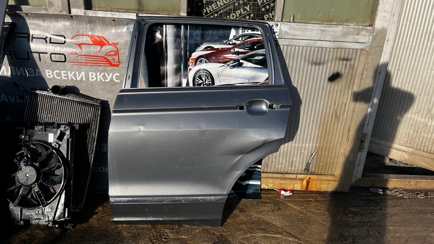 Volkswagen Tiguan 2 16- задна лява врата