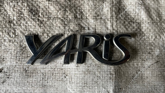 Toyota Yaris емблема