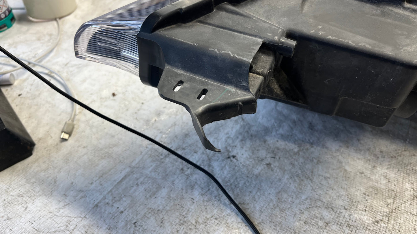 Ford Transit Custom десен фар