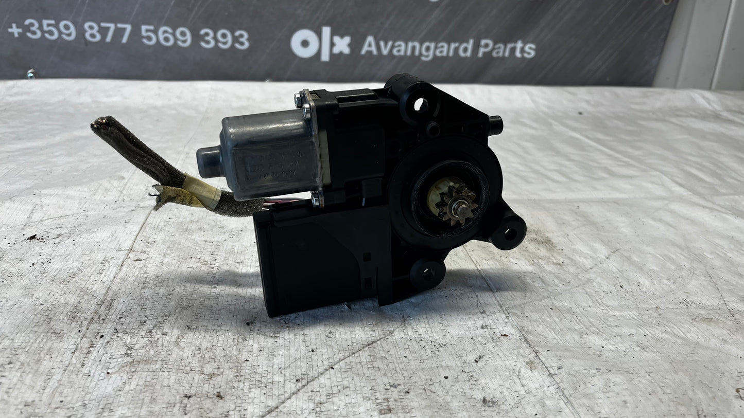 Renault Scenic 3 моторче задно дясно стъкло