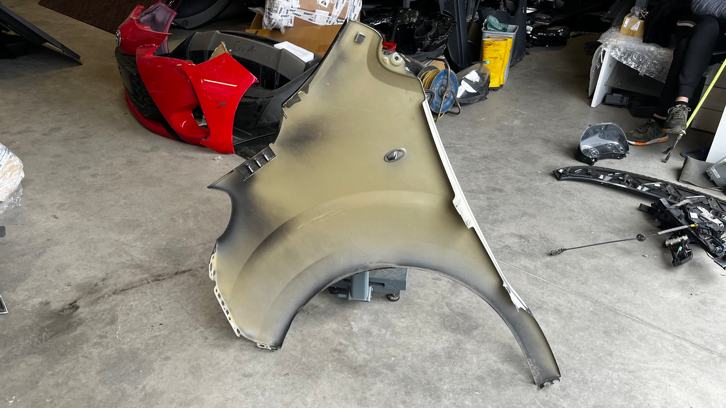 Toyota Proace десен калник