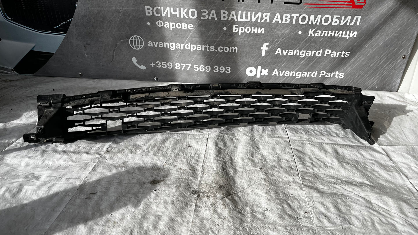Skoda Karoq предна решетка