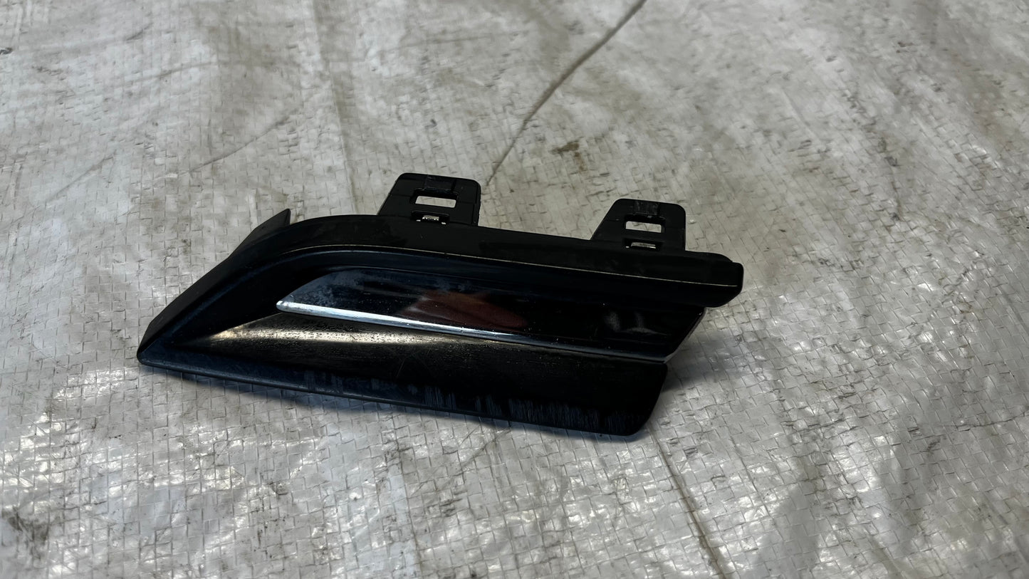 Peugeot 3008 лайстна предна броня