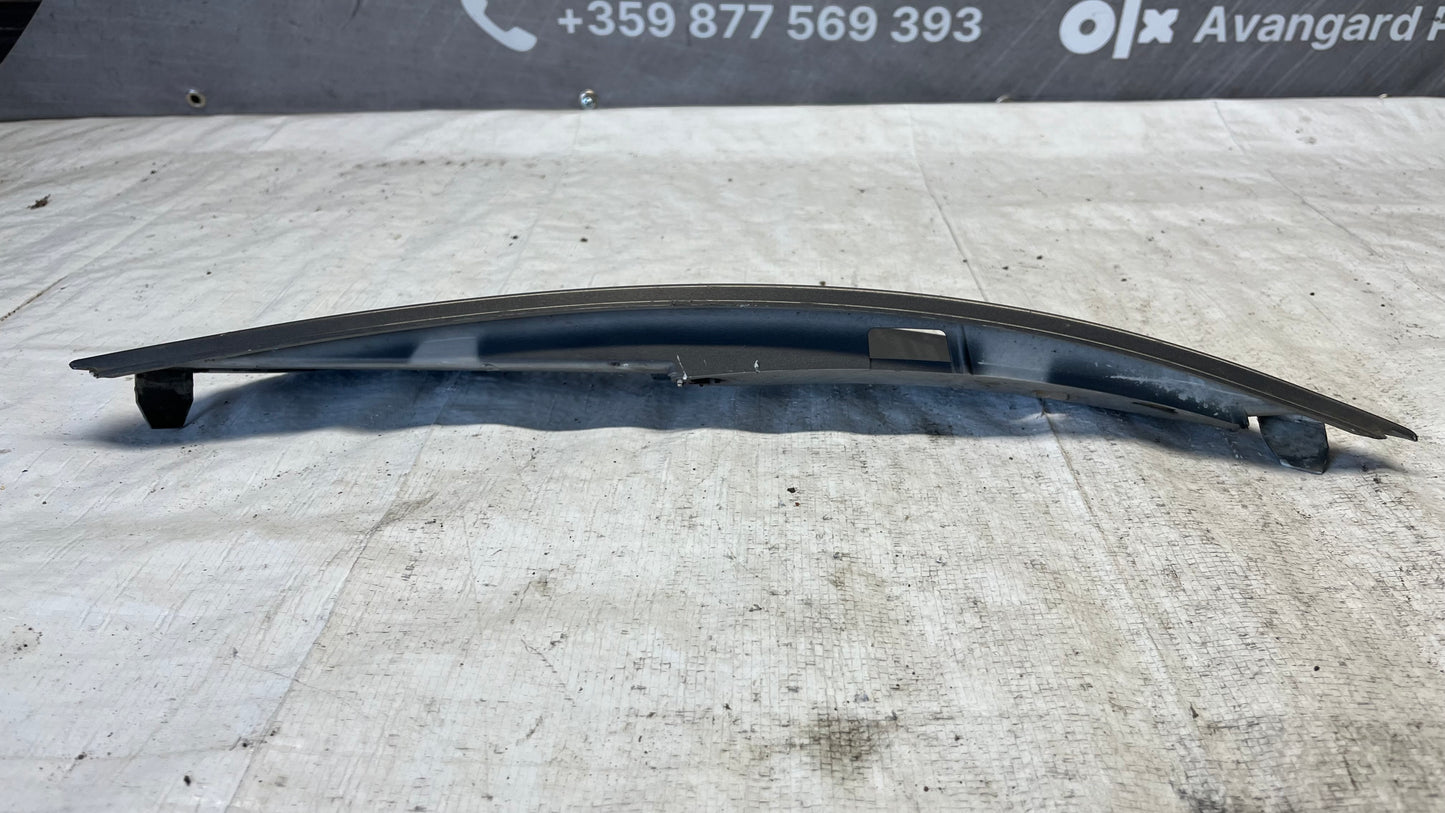 Ford Kuga 09- решетка дясна предна броня