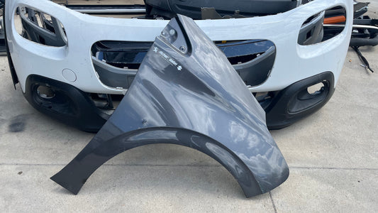 Десен калник Peugeot 208 (2012-2019)
