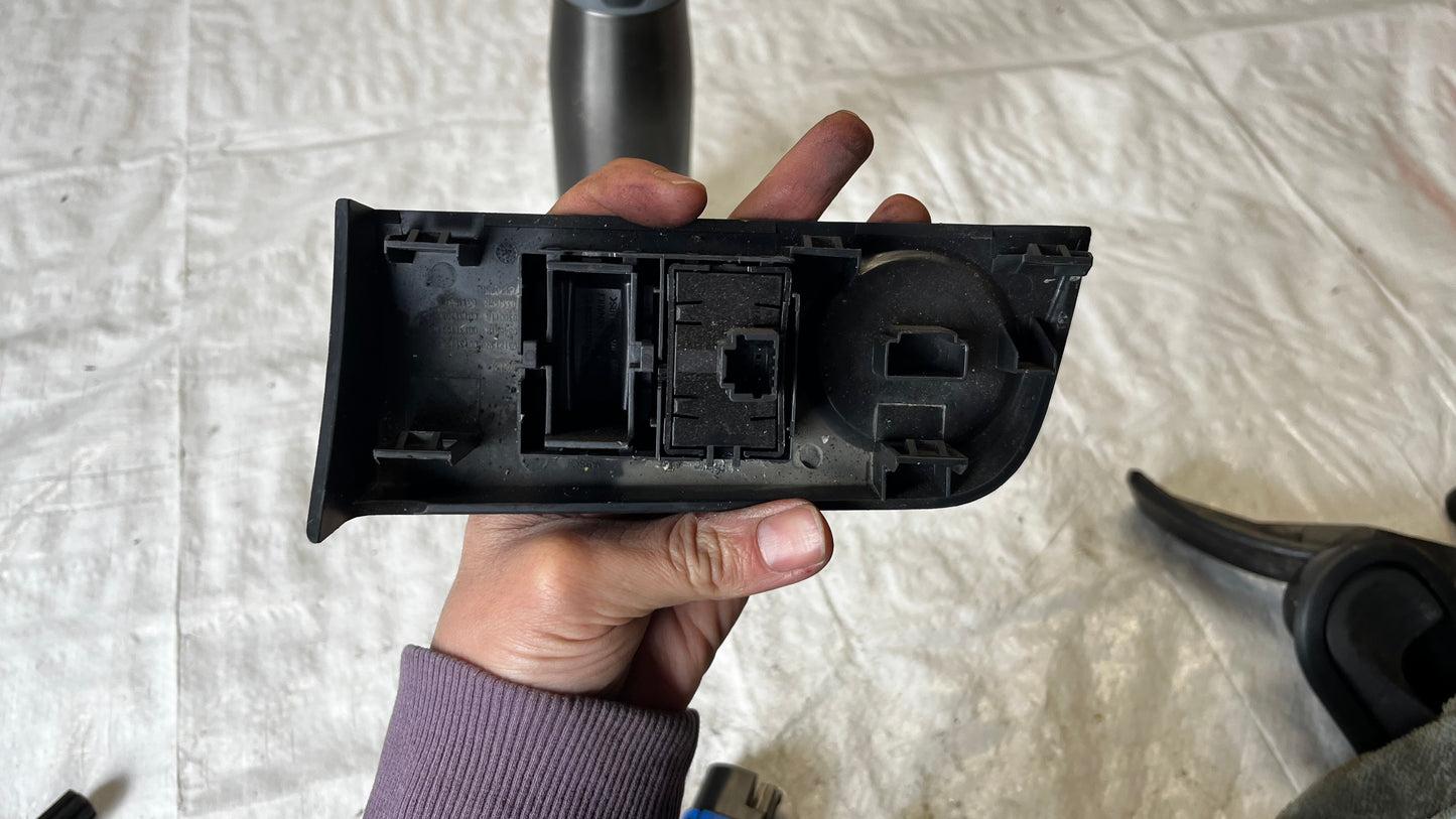 Dacia Dokker лайстна с бутони