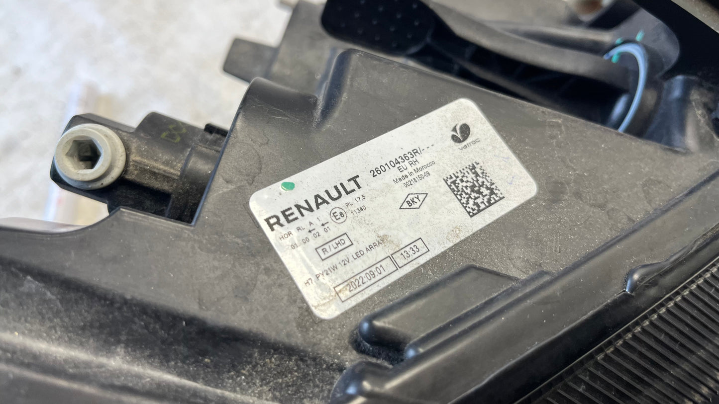 Dacia Sandero 3 десен фар