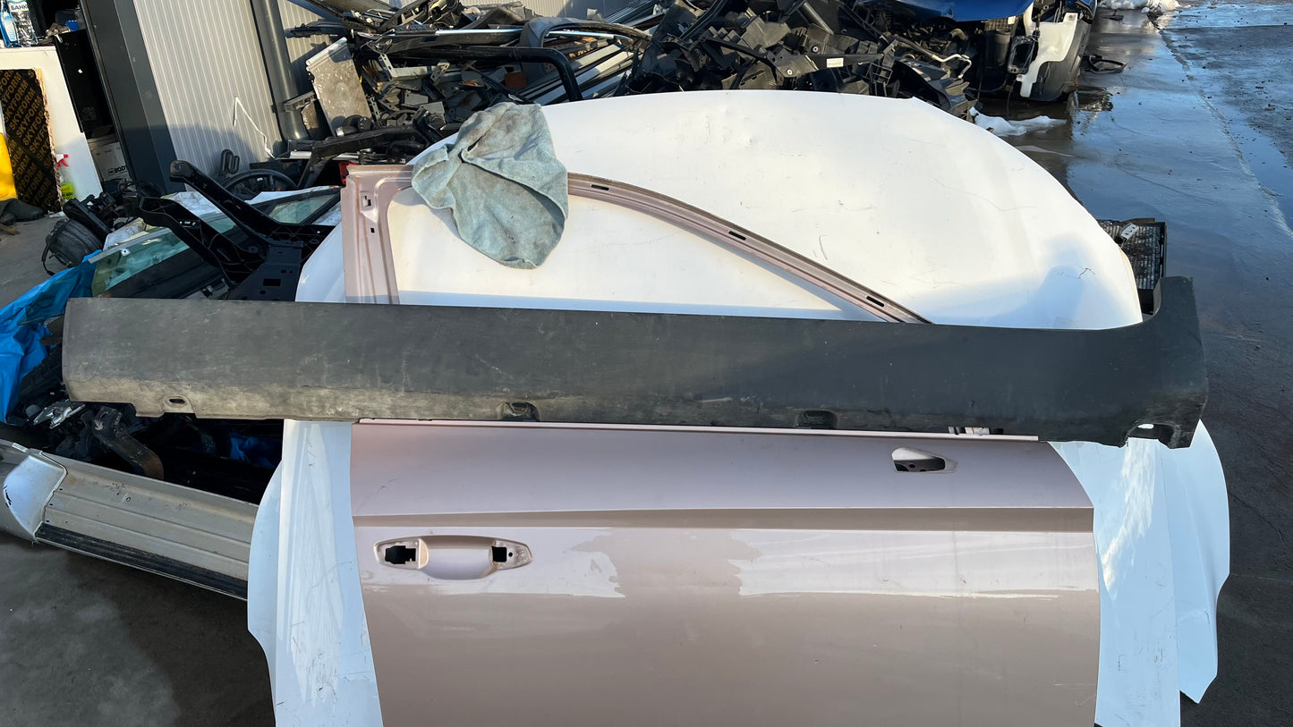 Ford Kuga 1 праг ляв