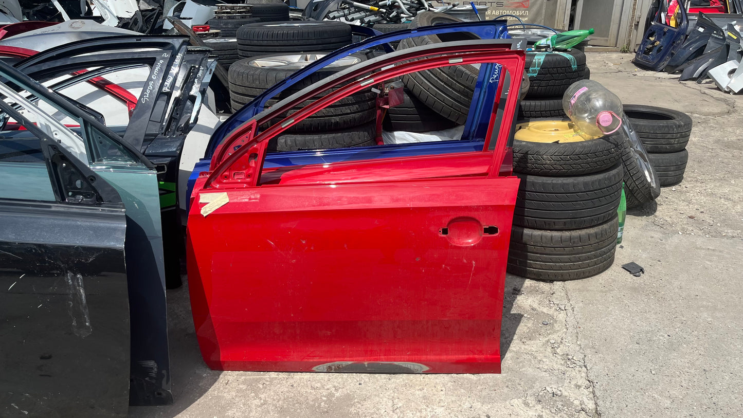 Предна дясна врата Skoda Rapid 2013-2019
