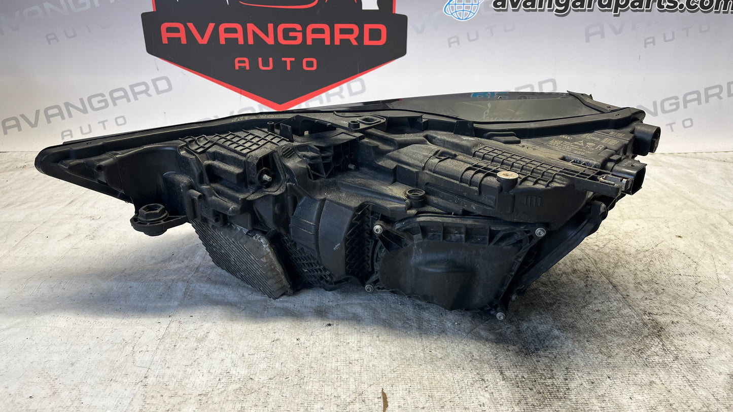 Audi A6 C8 Matrix ляв фар