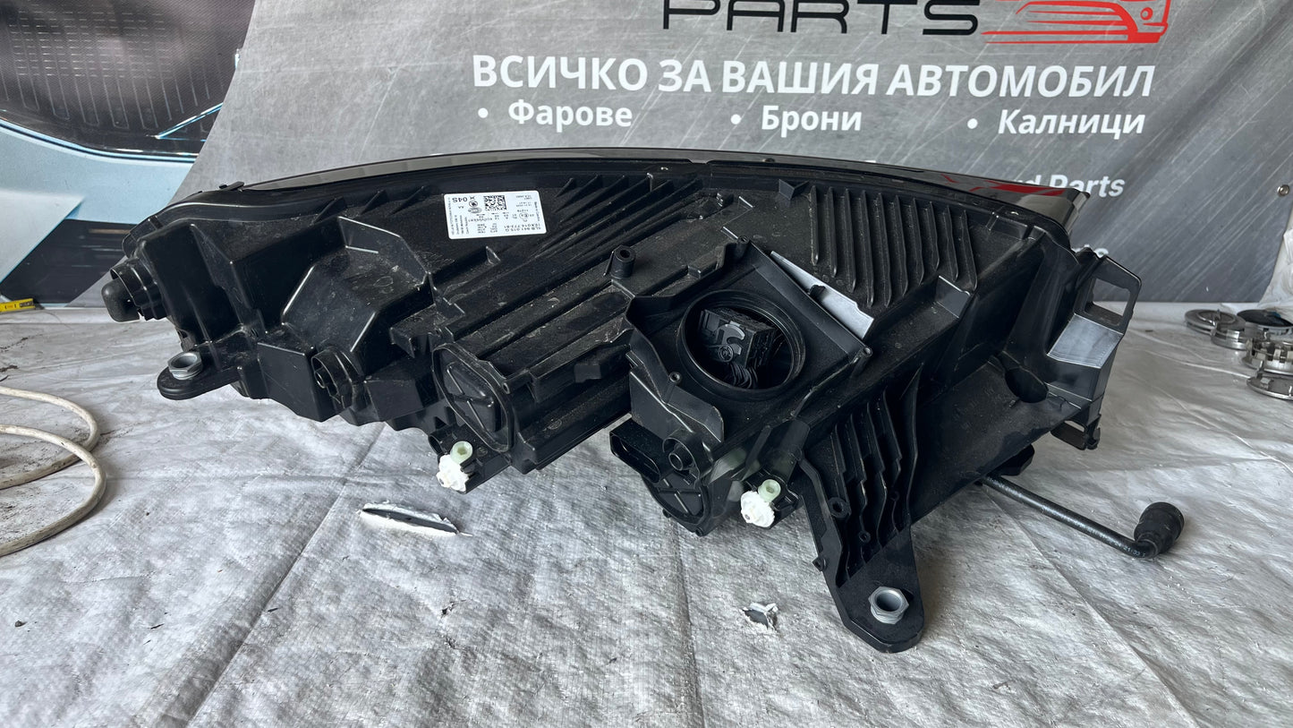 Ляв фар Skoda Enyaq 4