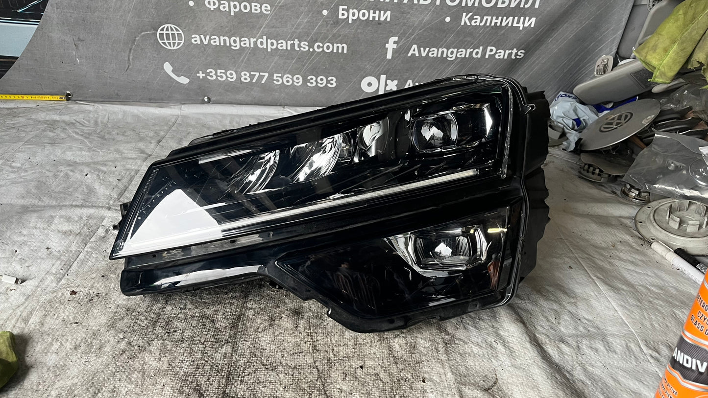 Skoda Karoq ляв фар