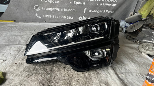 Skoda Karoq ляв фар