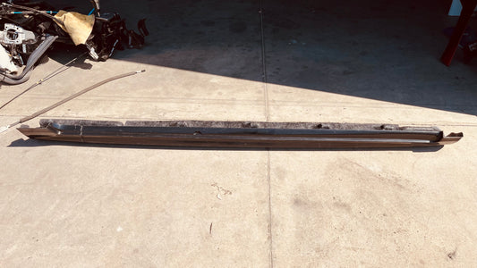 Десен праг VW Passat B6 2006-2010
