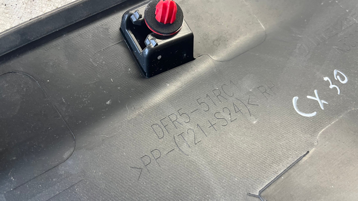 Mazda CX30 вежда задна дясна