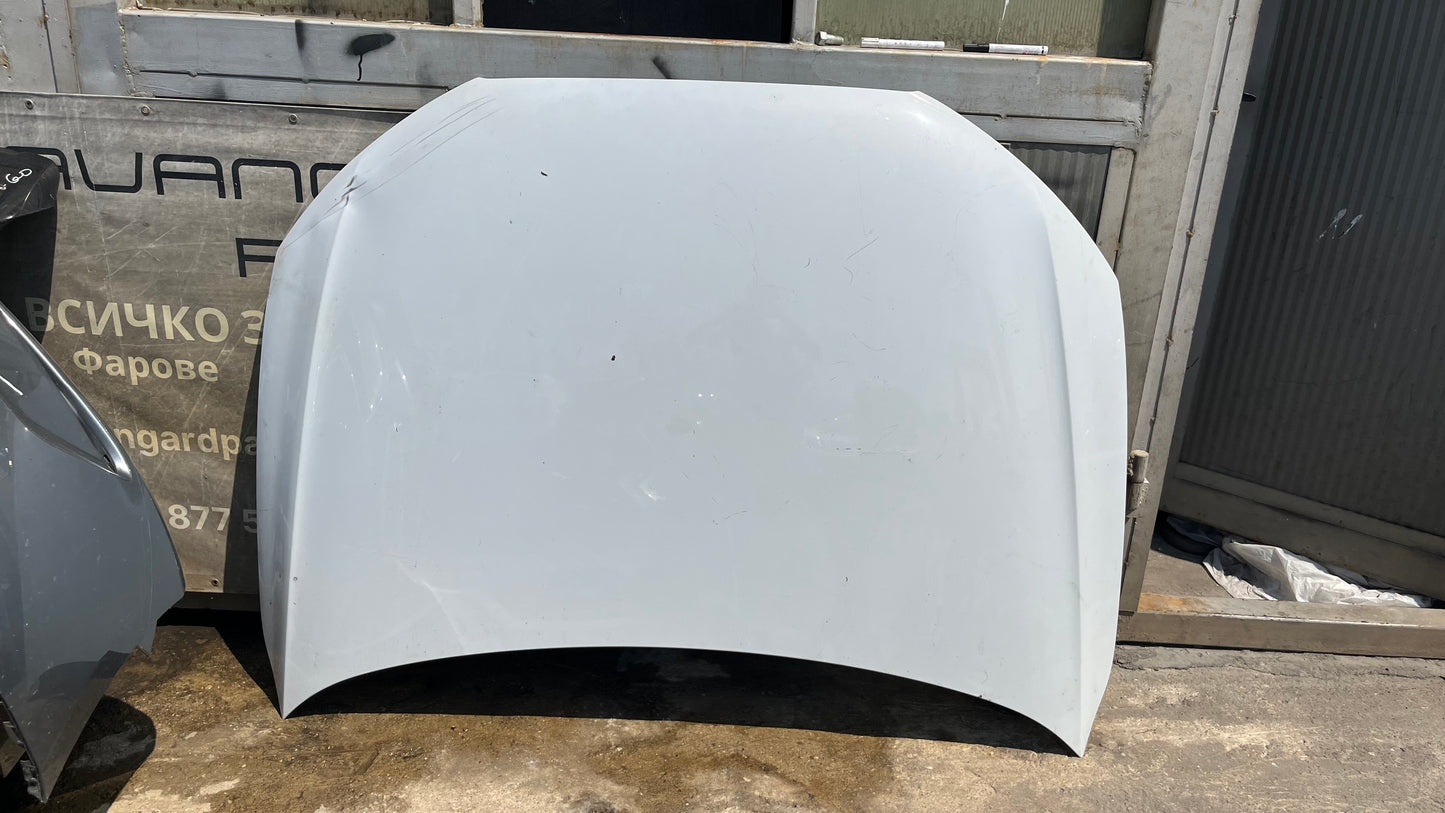 Преден капак Audi Q3 8U0