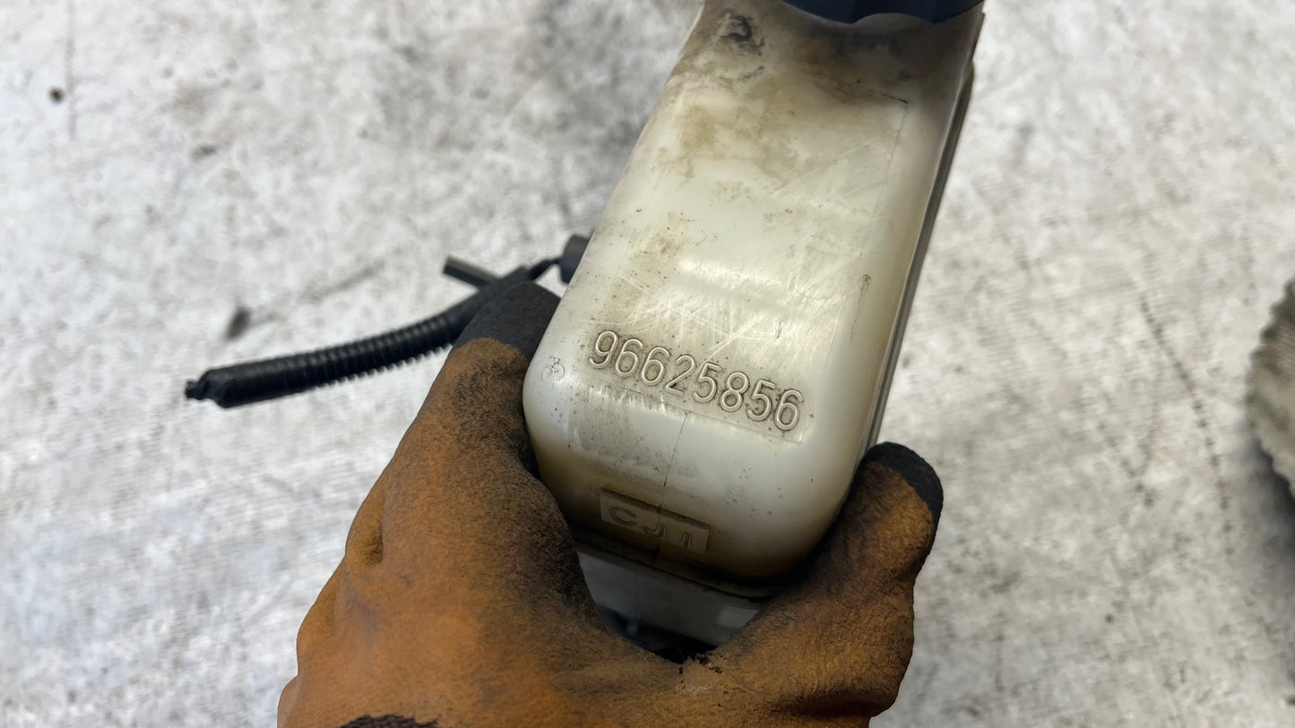 Chevrolet Captiva 06- спирачна помпа