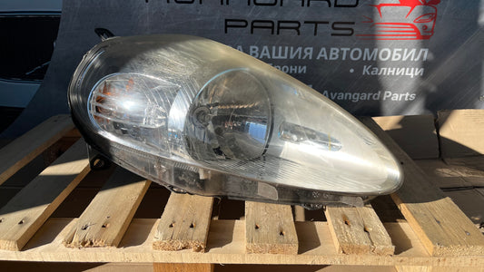 Ляв и десен фар Fiat Grande Punto 2005-2012