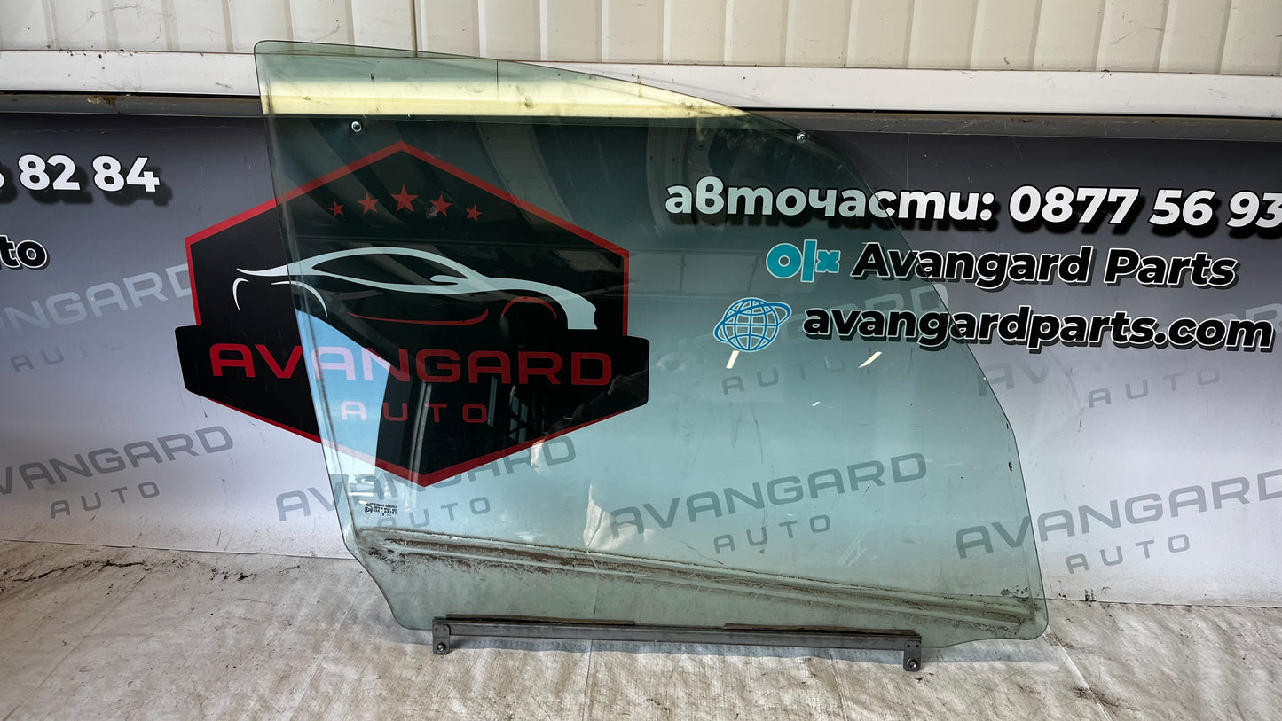 Suzuki SX4 предно дясно стъкло