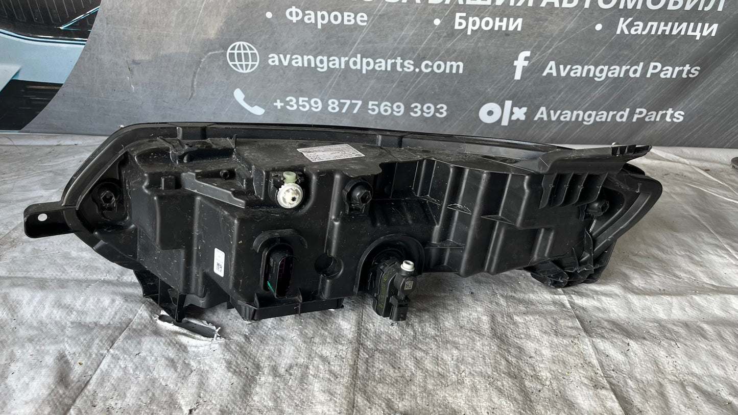 Десен фар Renault Megane 5 E-Tech