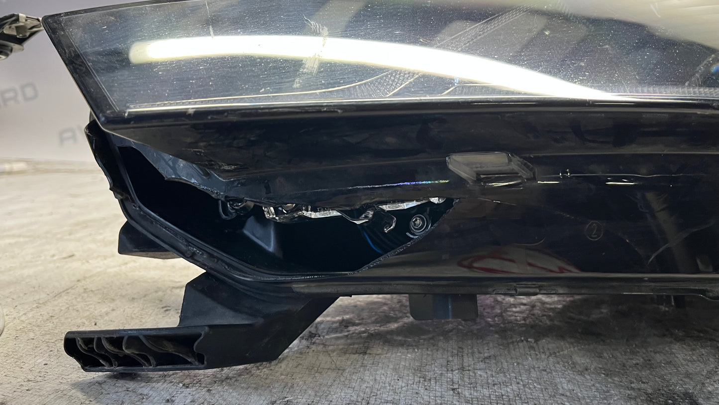 Ляв фар Skoda Octavia 22-