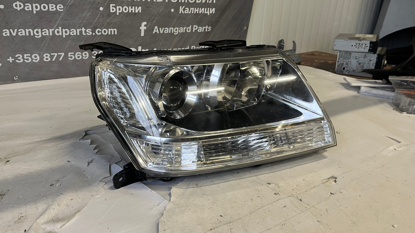 Десен фар Suzuki Grand Vitara 2009-