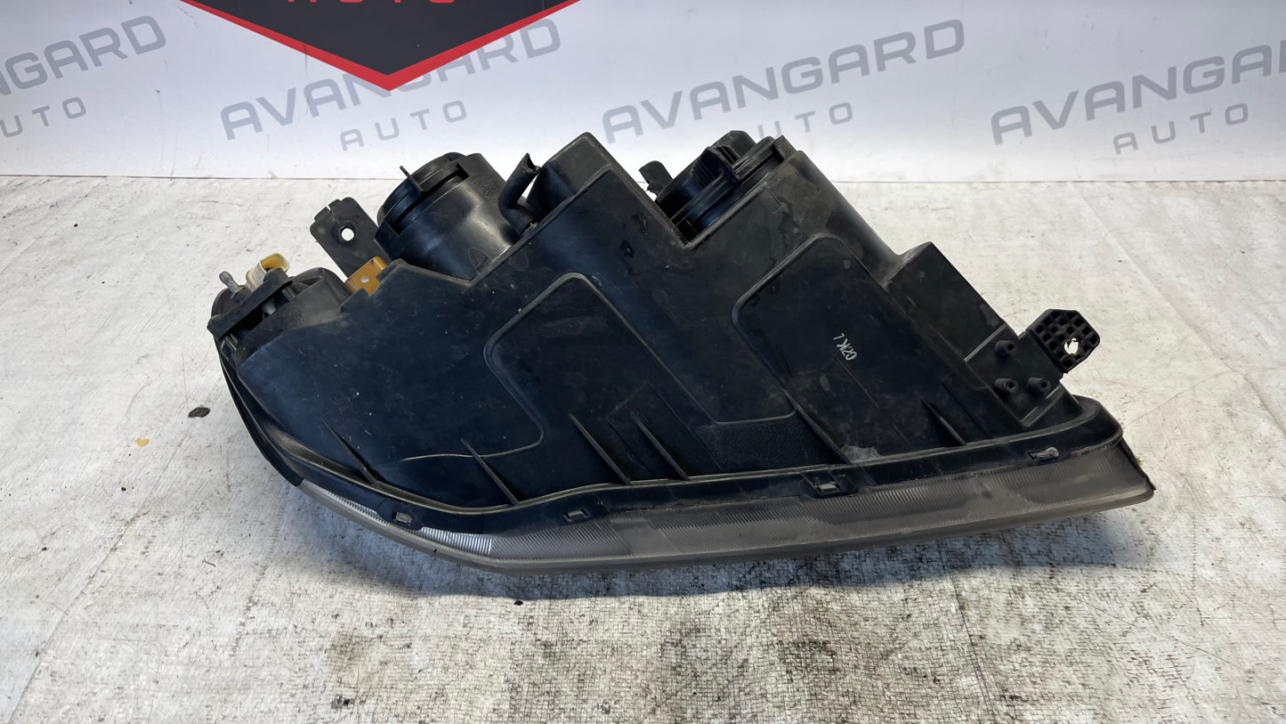 Chevrolet Captiva 06- ляв фар