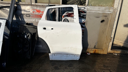 Mercedes GLA W247 задна дясна врата