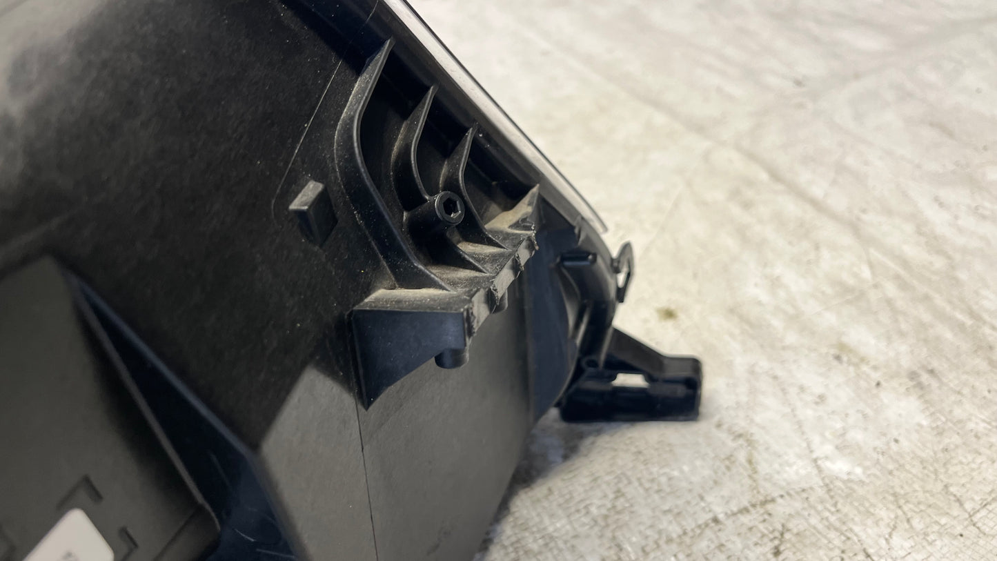 Fiat Scudo ляв фар