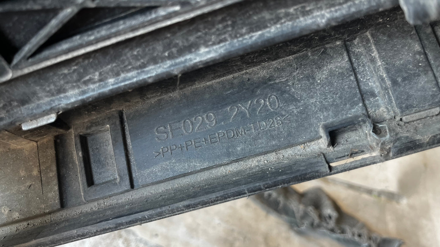 Seat Ateca лайстна на предна врата