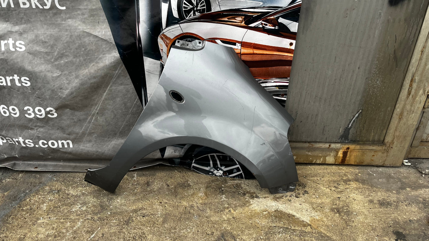 Suzuki Splash десен калник