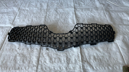 Предна решетка Toyota Yaris 2005-2011