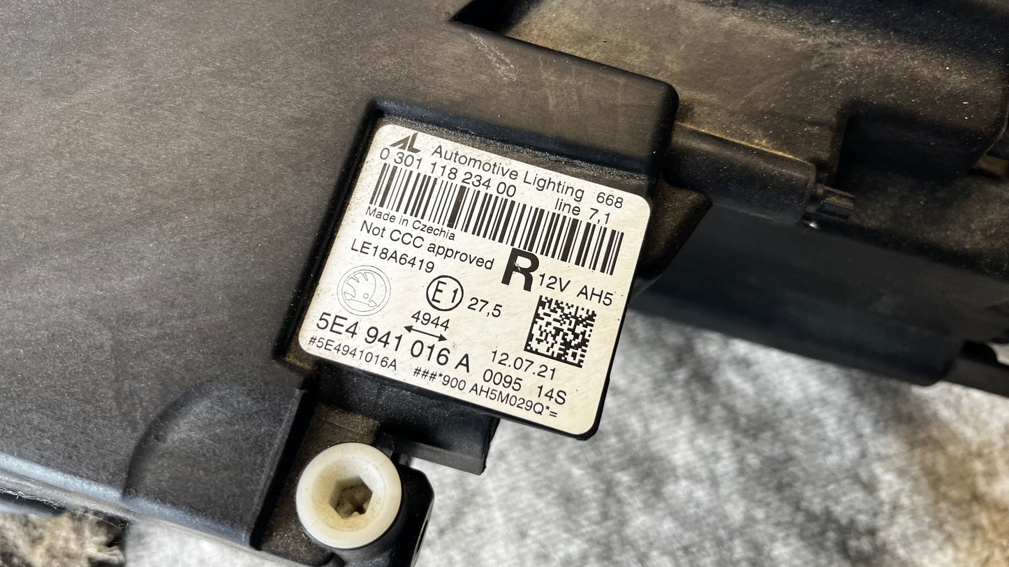Volkswagen ID4 22- заден цял стоп