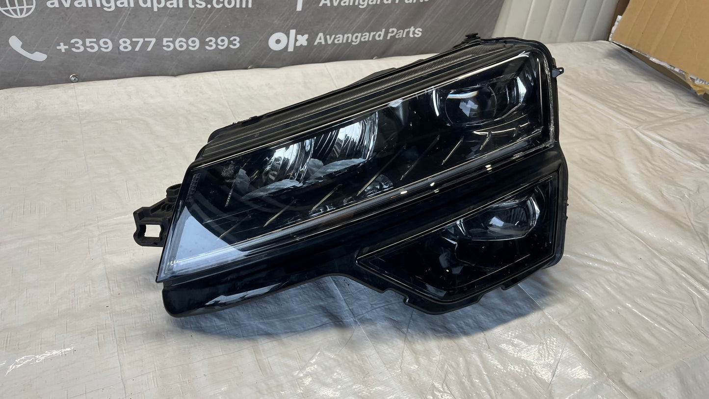 Skoda Karoq ляв фар