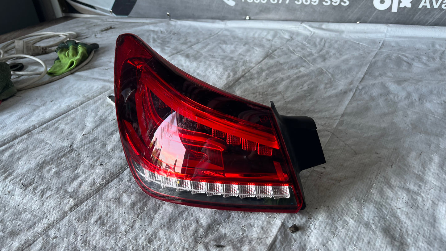 Ляв стоп Mercedes CLA 118