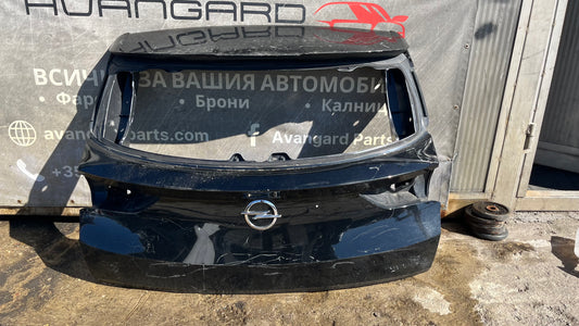 Багажна врата Opel Grandland X 2017-2024