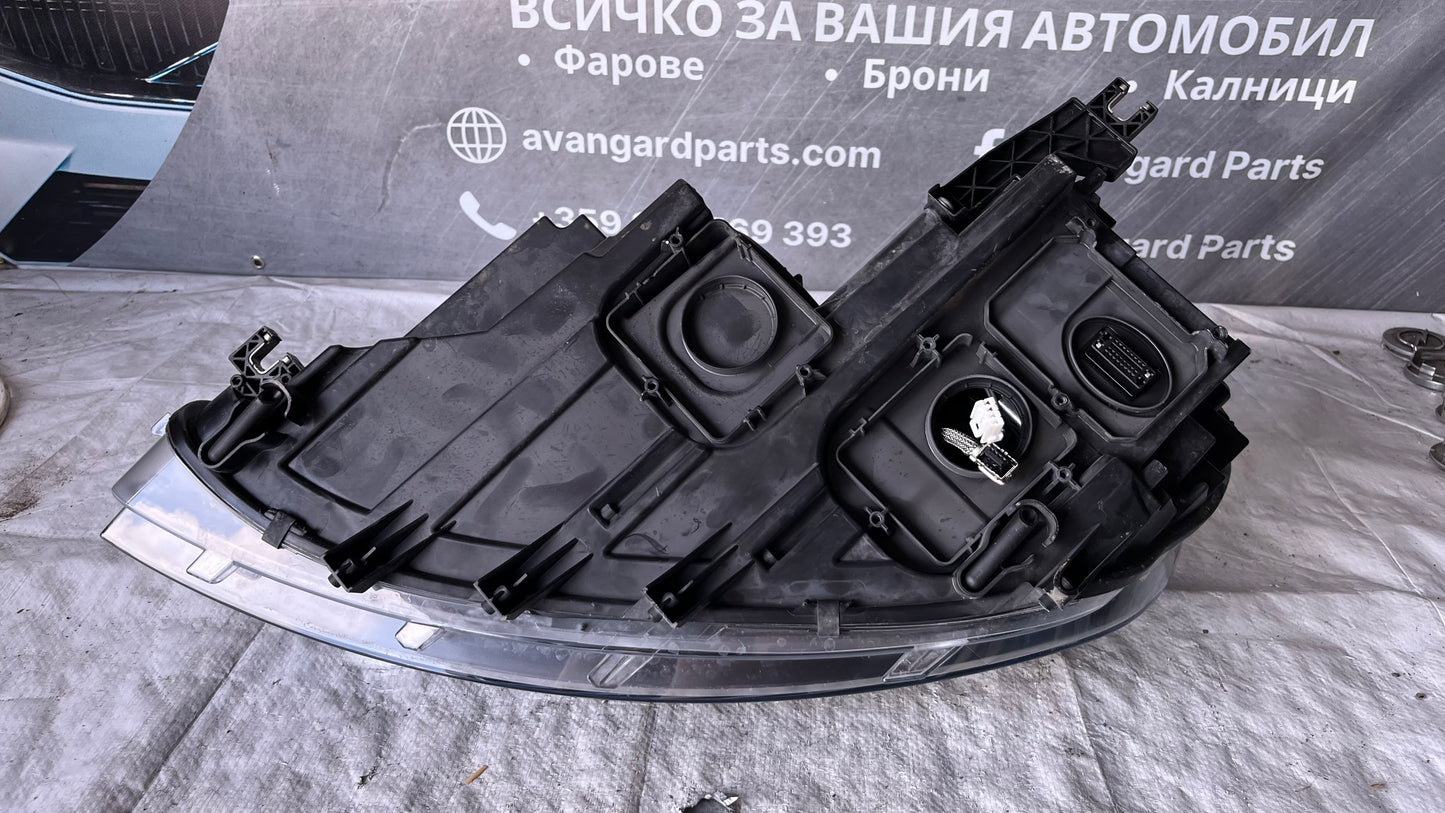 Десен фар Seat Alhambra