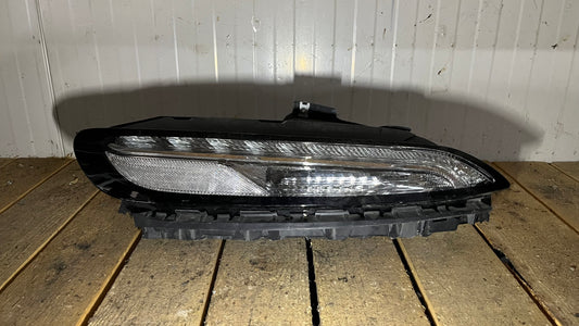 Десен фар Jeep Cherokee KL