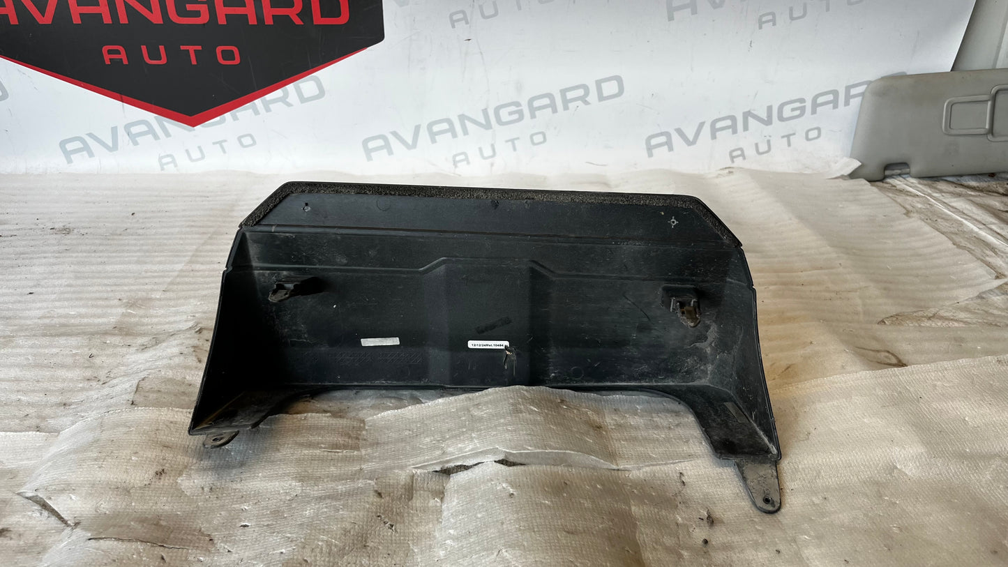 Land Cruiser 250 24- капачка на теглич