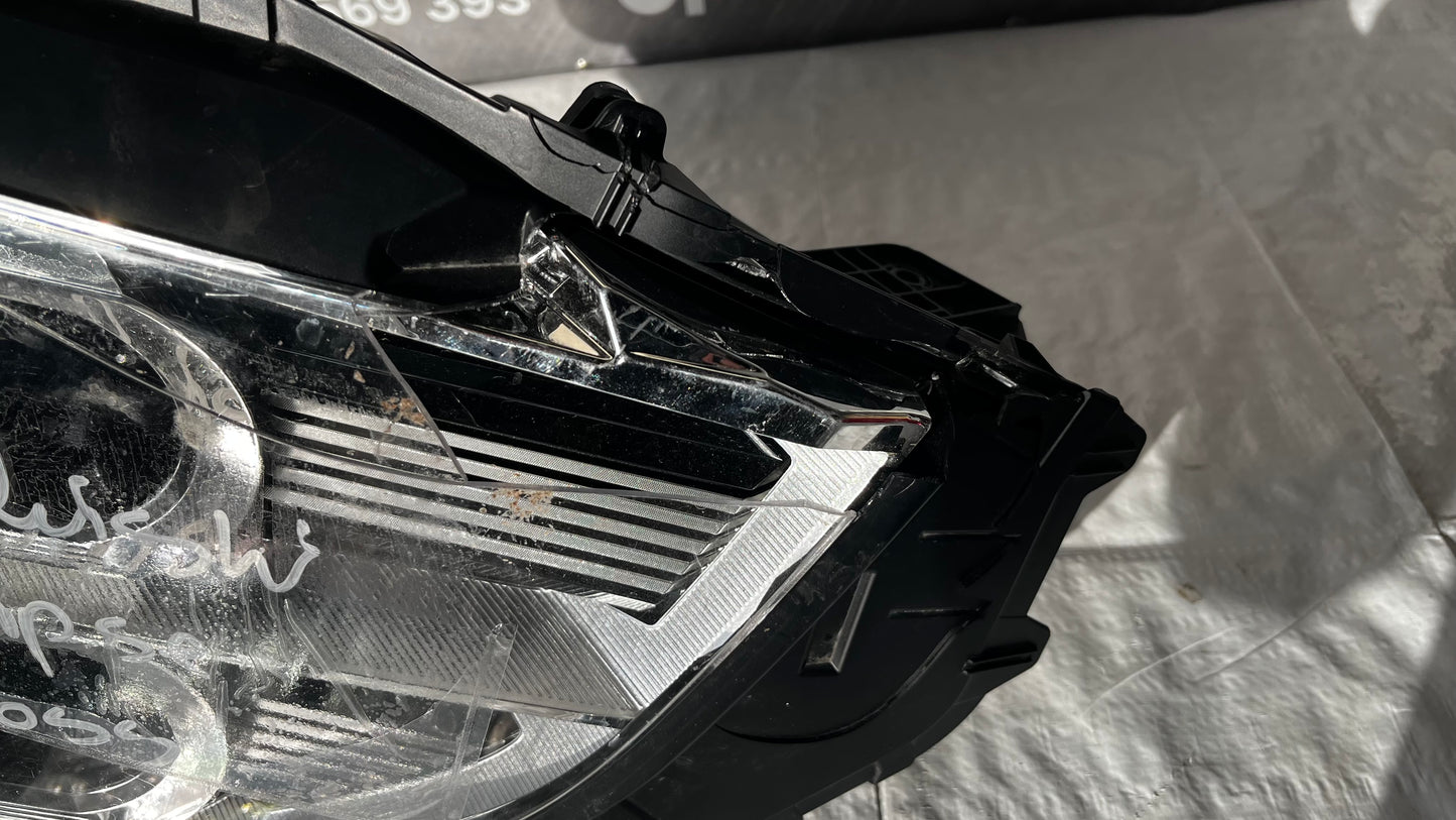 Mitsubishi Eclipse Cross десен фар