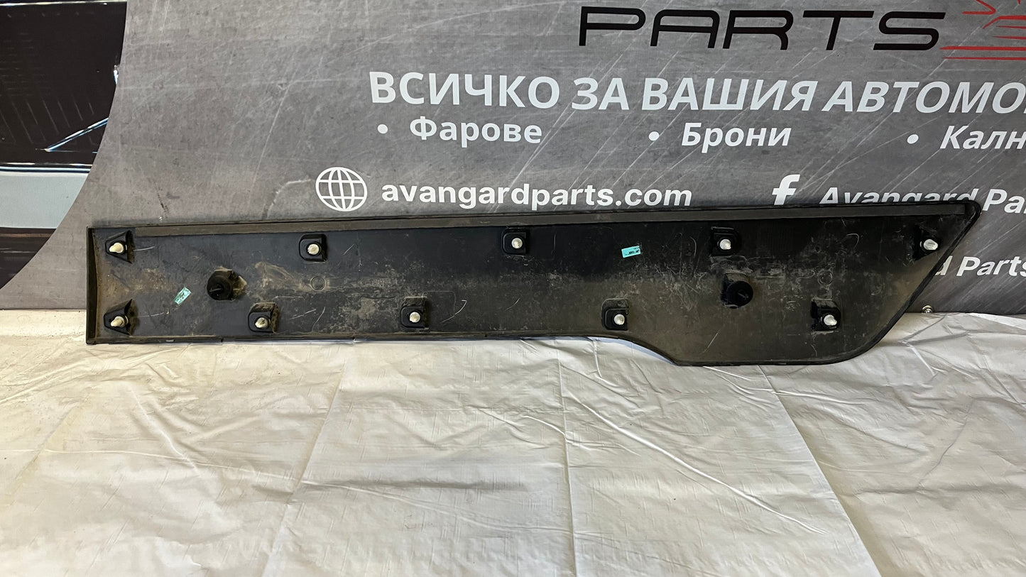 Декоративна лайстна на задна дясна врата Ford Transit Connect 2019-2023