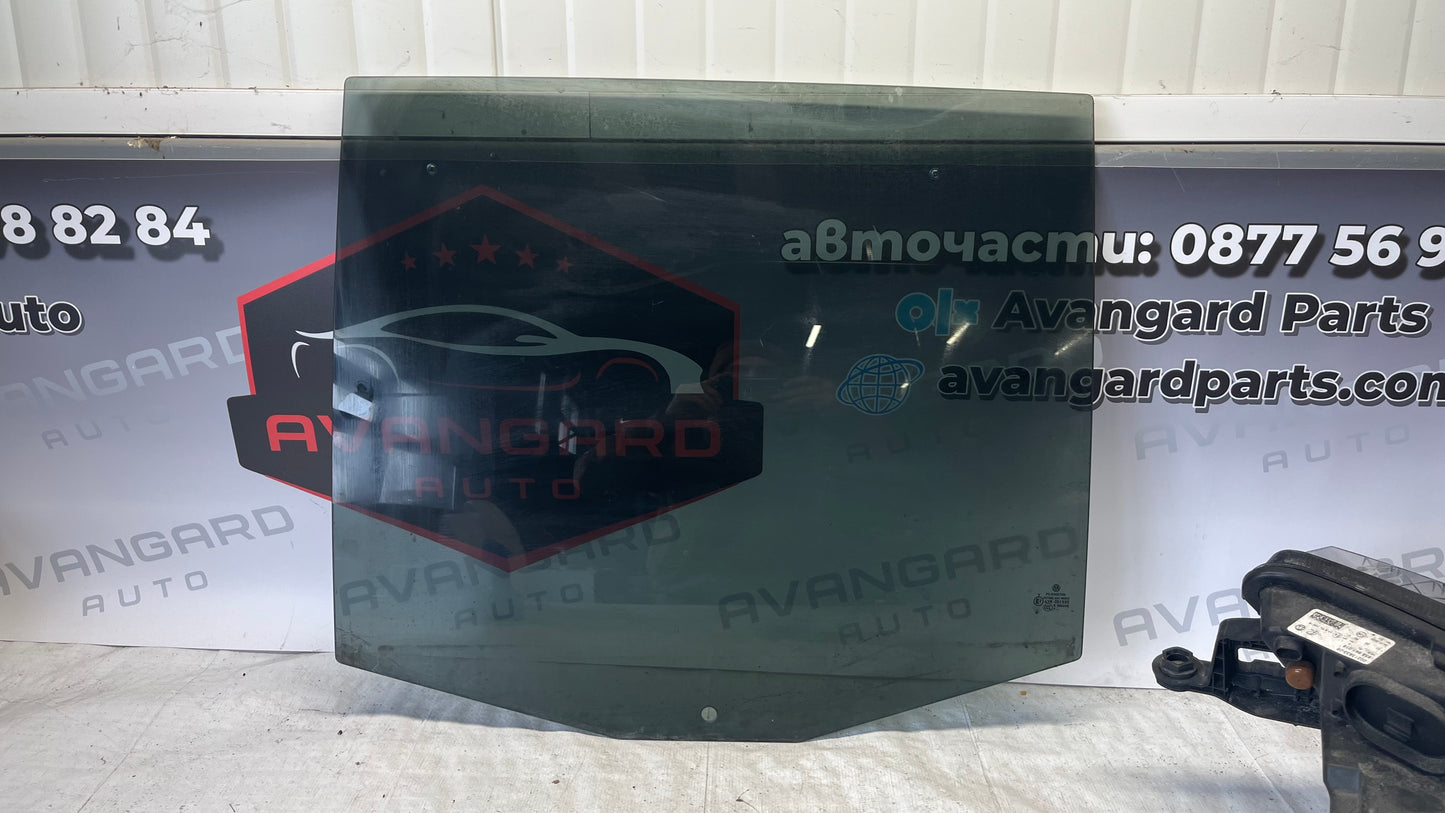 Volkswagen Touran 1 03- задно ляво стъкло