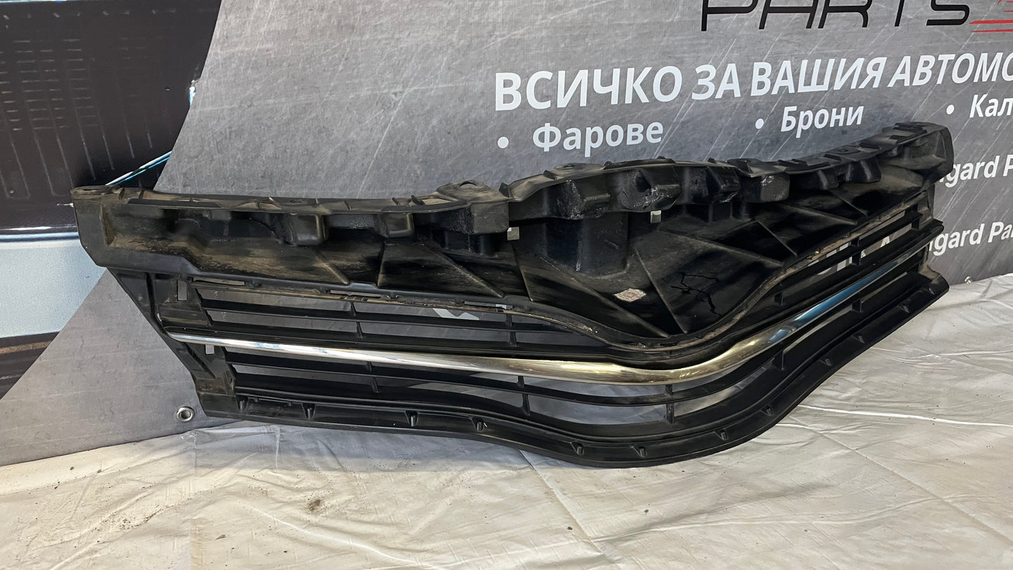 Предна решетка Toyota Yaris