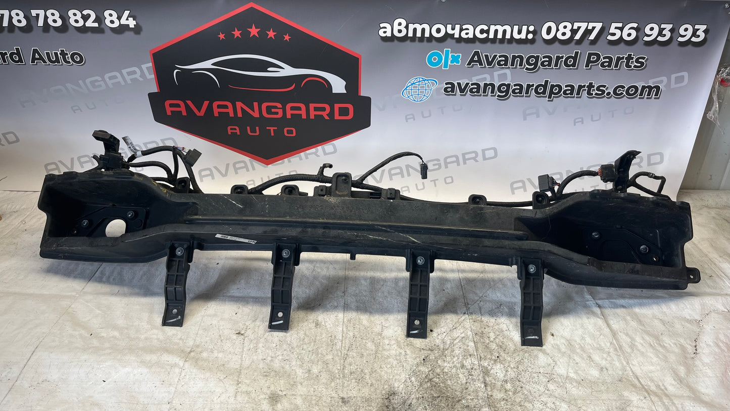 Hyundai i30 греда предна броня