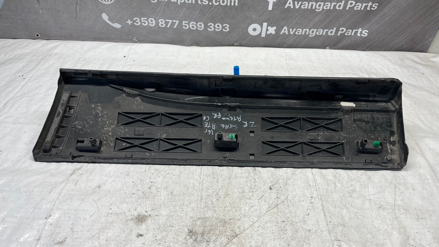 Декоративна лайстна на задна дясна врата Seat Ateca 2016-