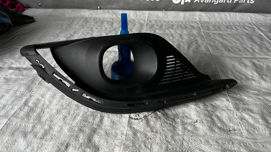 Renault Scenic 3 лява решетка за халоген