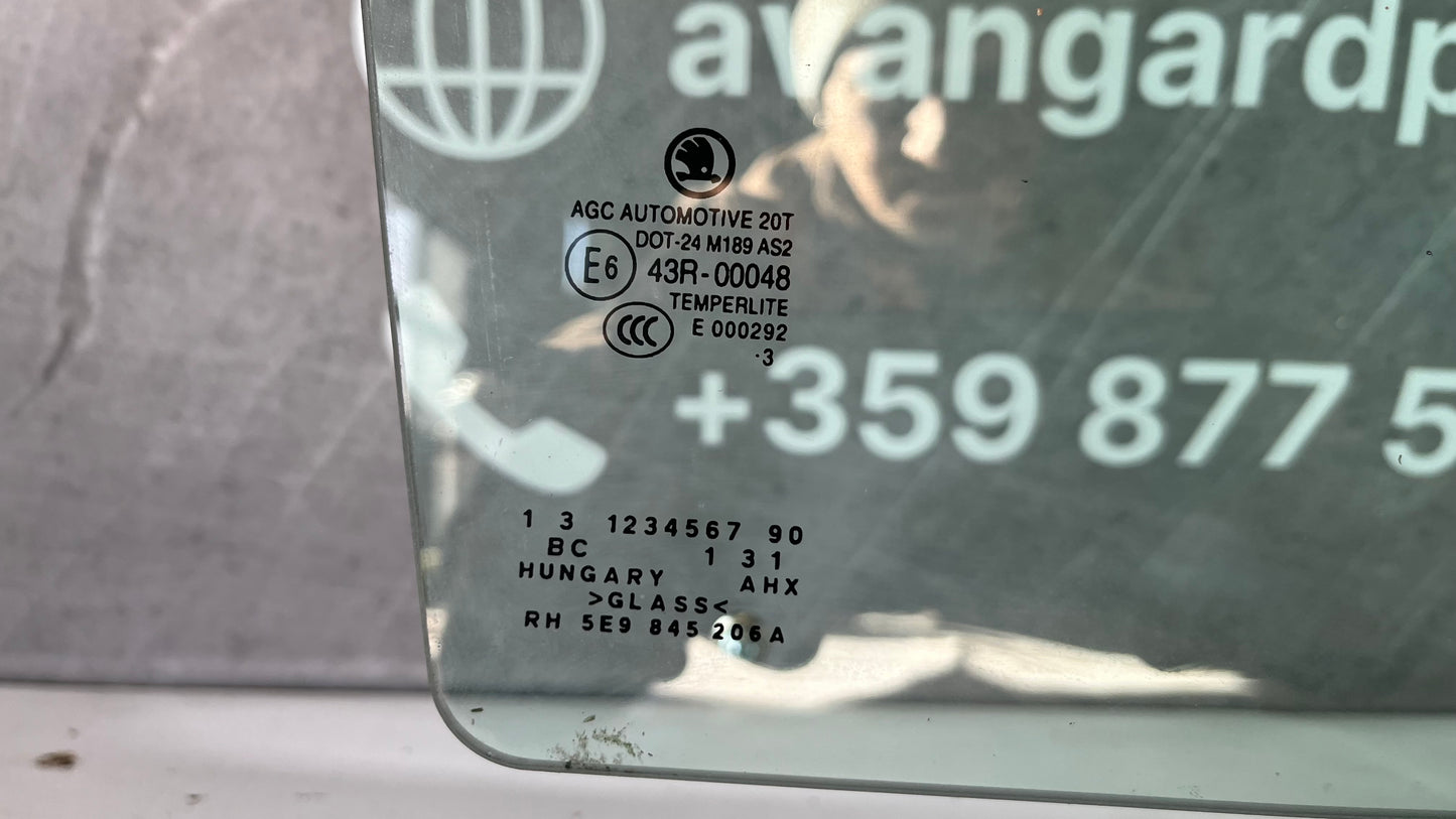 Задно дясно стъкло Skoda Octavia 3 (2012-2019)