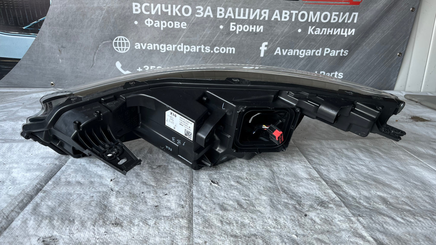 Десен фар Renault Zoe