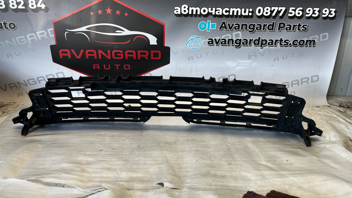 Skoda Kamiq 18- предна решетка